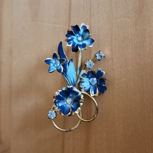 Vintage enzian flower brooch handmade in Austria